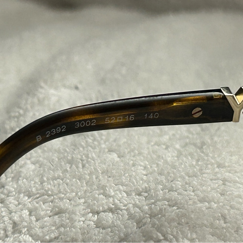 Burberry Women's Tortoise Shell Glasses - Picture 4 of 4
